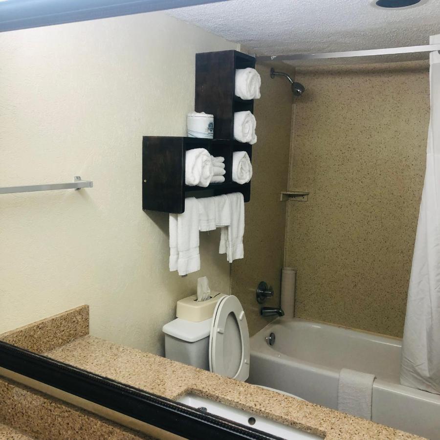 | Quail Inn and Suites - Myrtle Beach