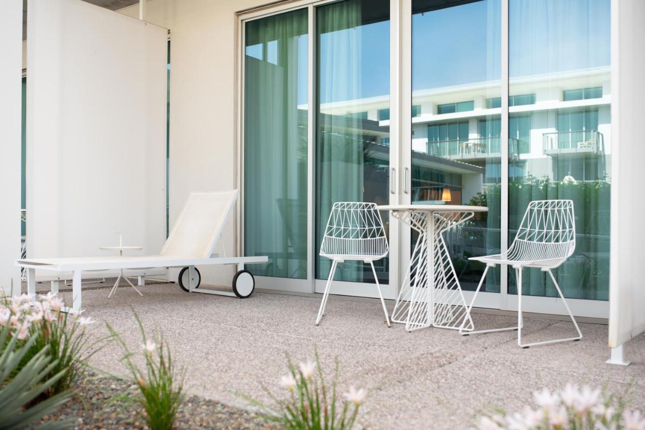 Accessible Cabana Premium King at Mountain Shadows Resort Scottsdale