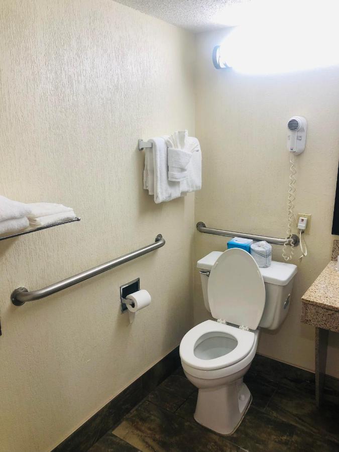 | Quail Inn and Suites - Myrtle Beach