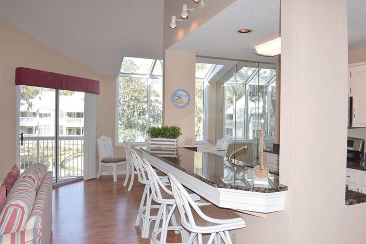 | 701 Barrington Park