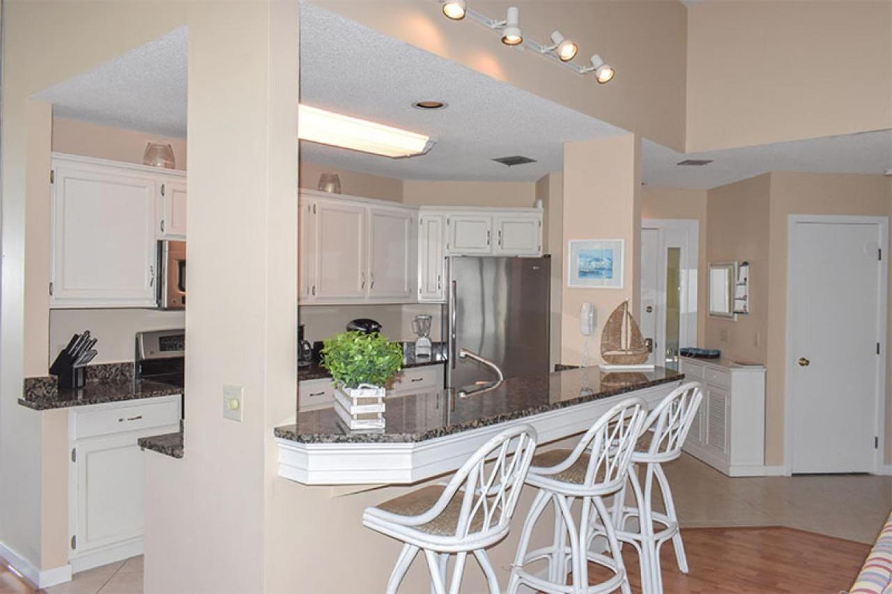 | 701 Barrington Park