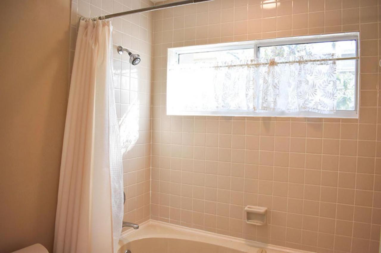 | 701 Barrington Park