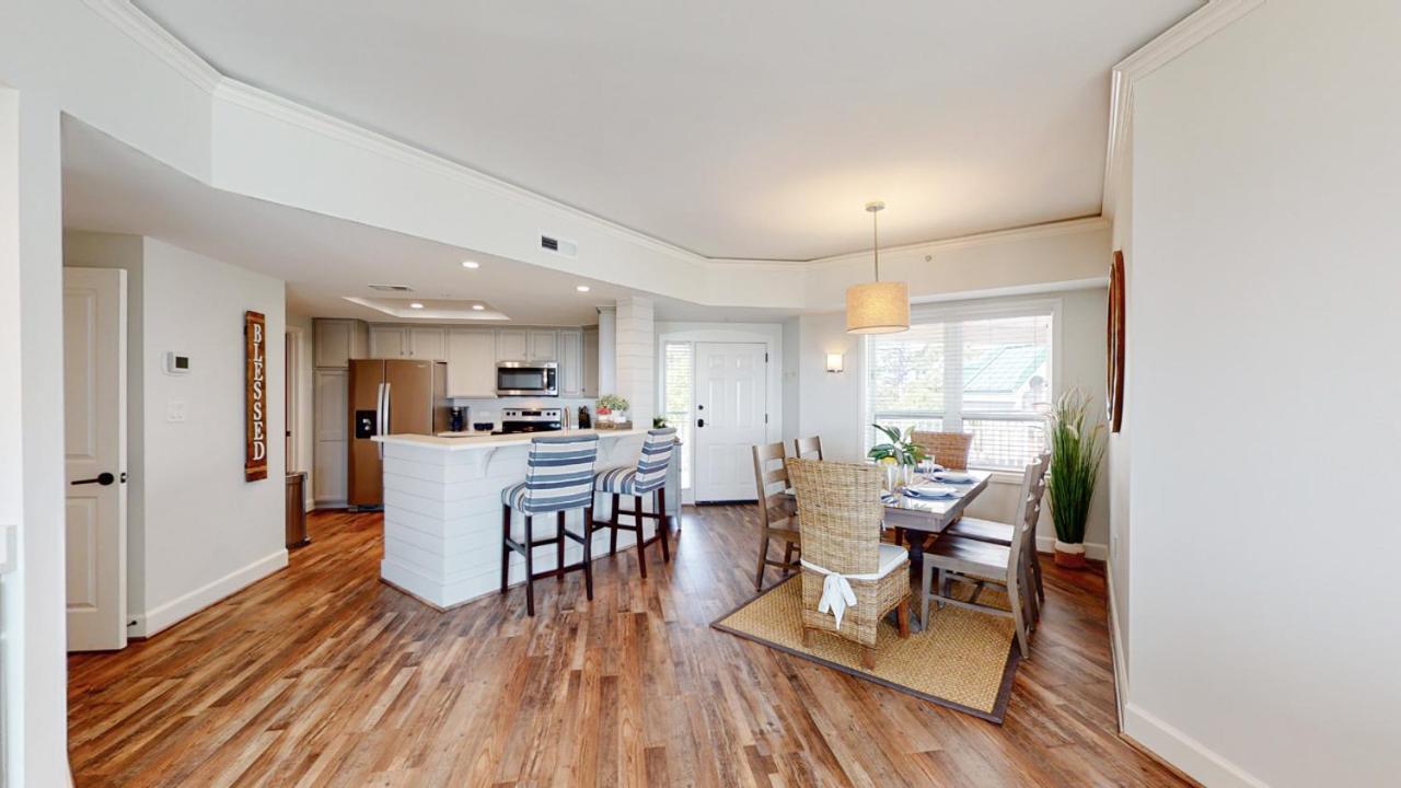 | 3505 Windsor Court South