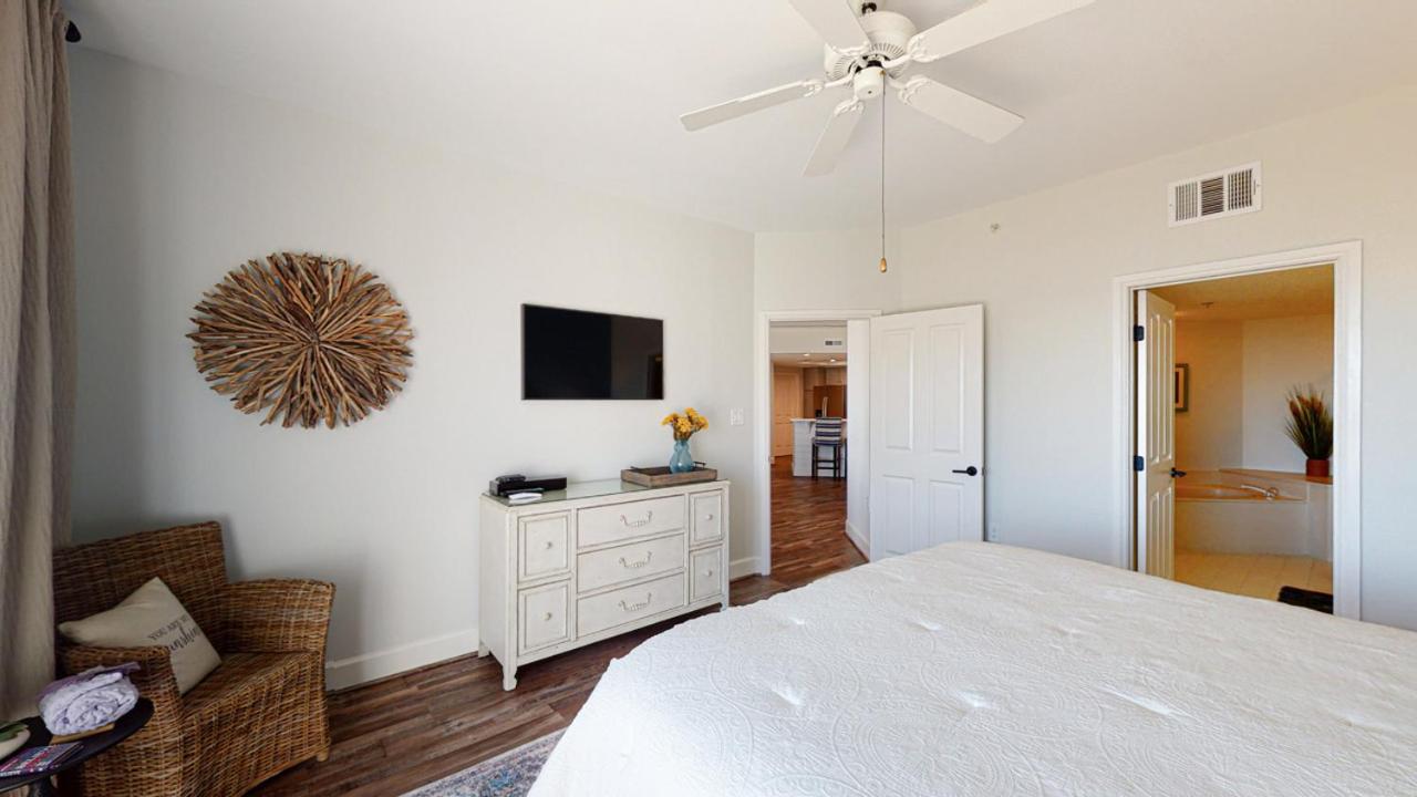 | 3505 Windsor Court South