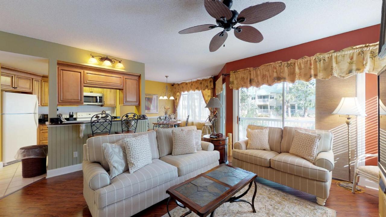 | 614 Barrington Park