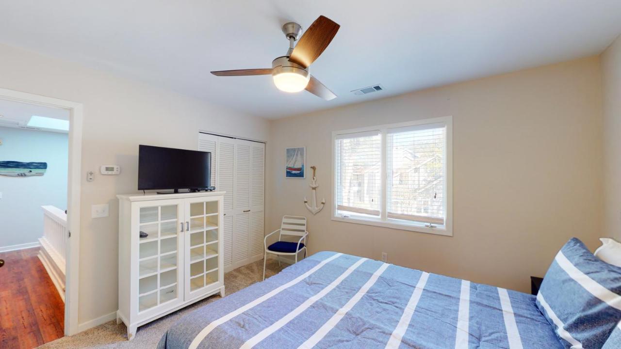 | 7611 Huntington Villas