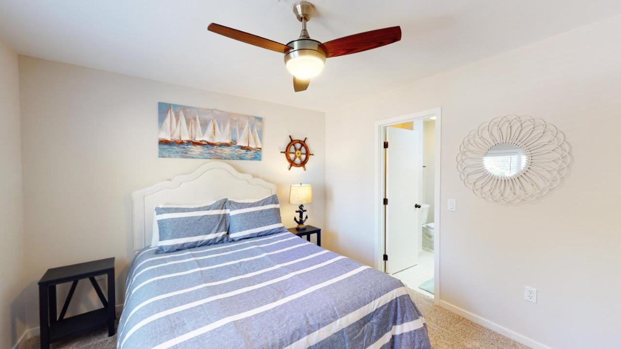 | 7611 Huntington Villas