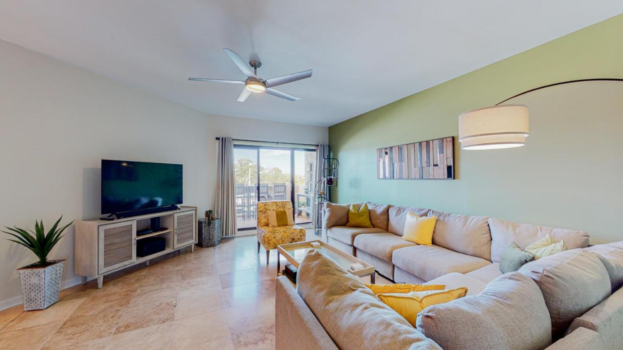  | 7169 Harbourside II