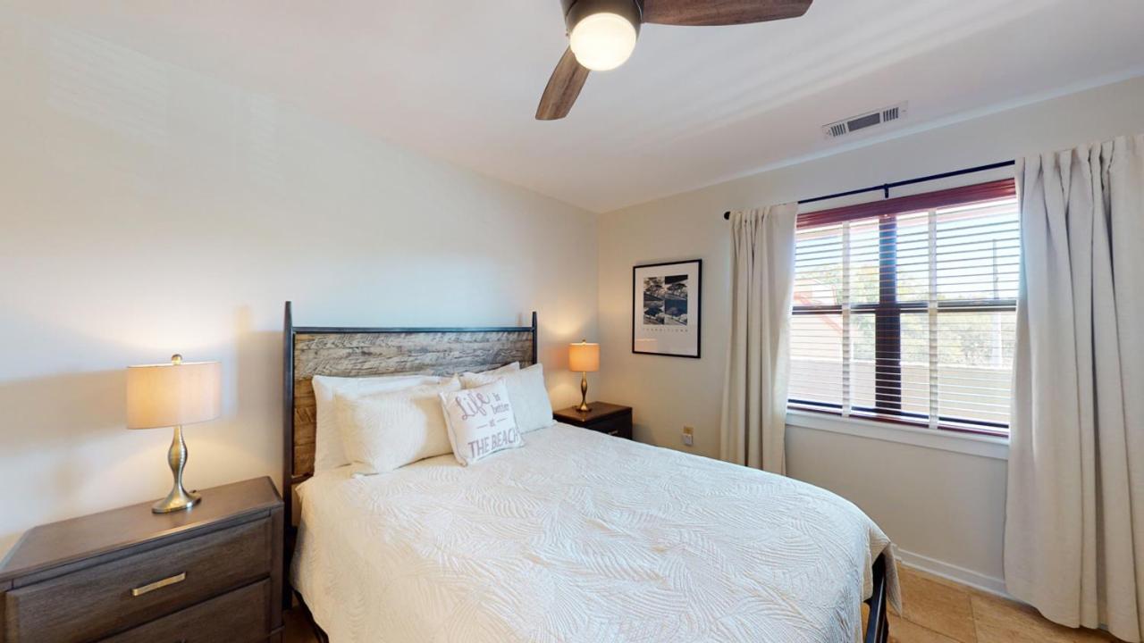  | 7169 Harbourside II