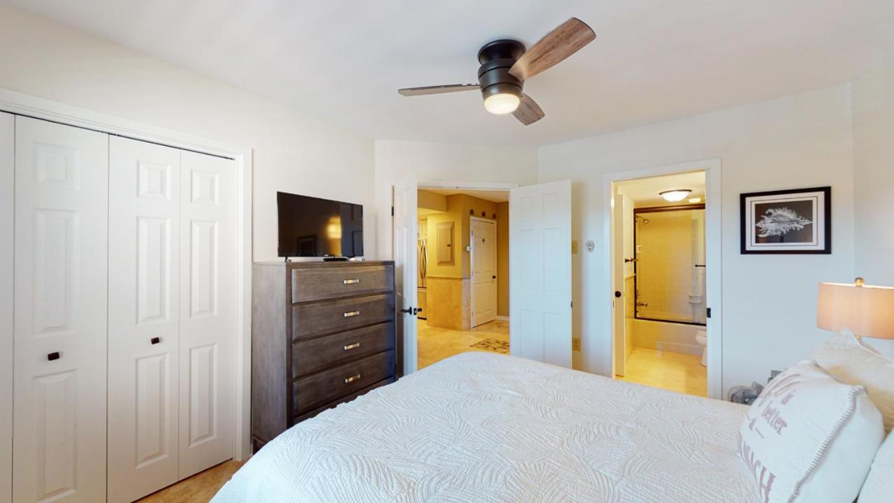  | 7169 Harbourside II