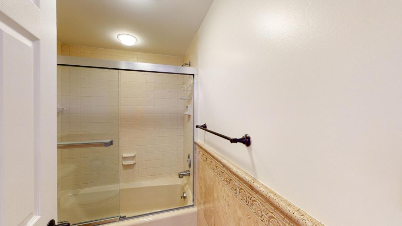 | 7169 Harbourside II