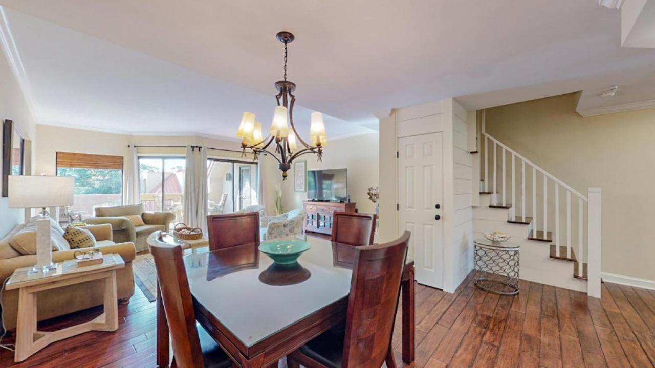  | 7162 Harbourside II