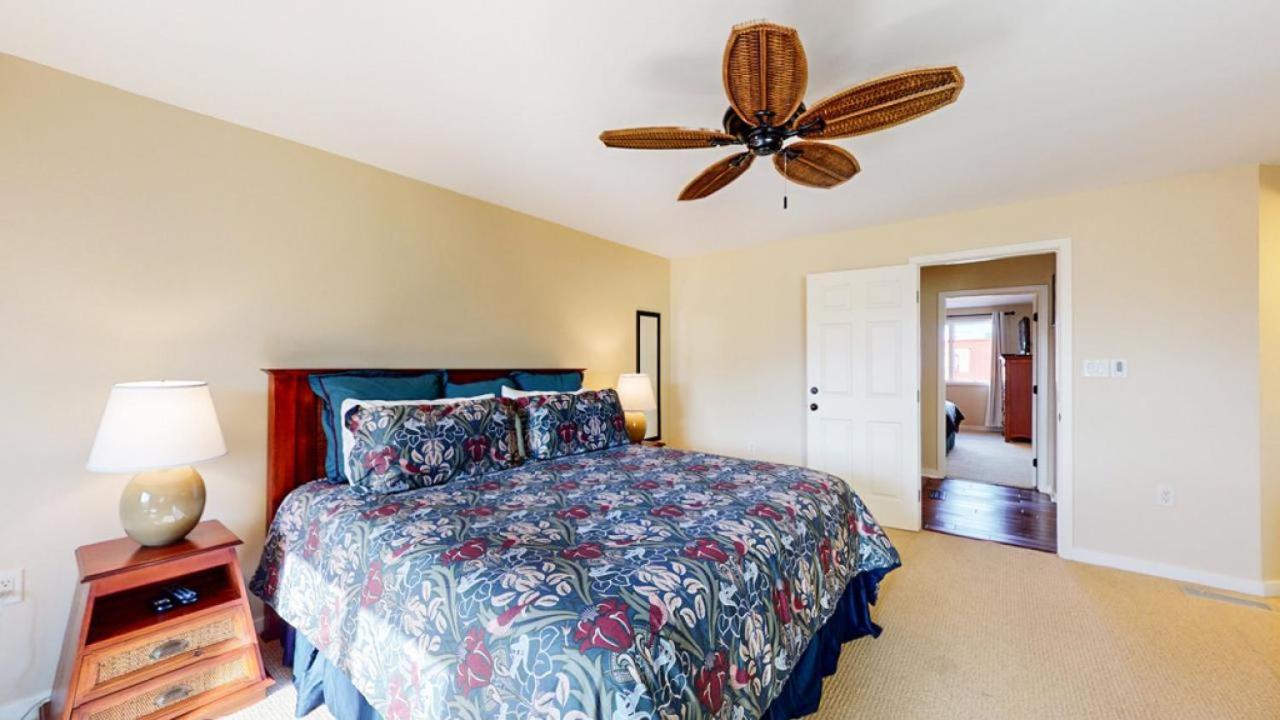  | 7162 Harbourside II