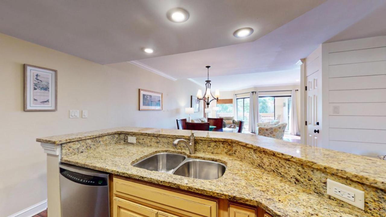  | 7162 Harbourside II