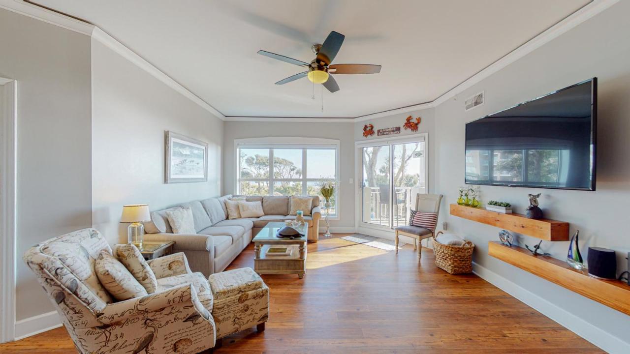 | 5206 Hampton Place South