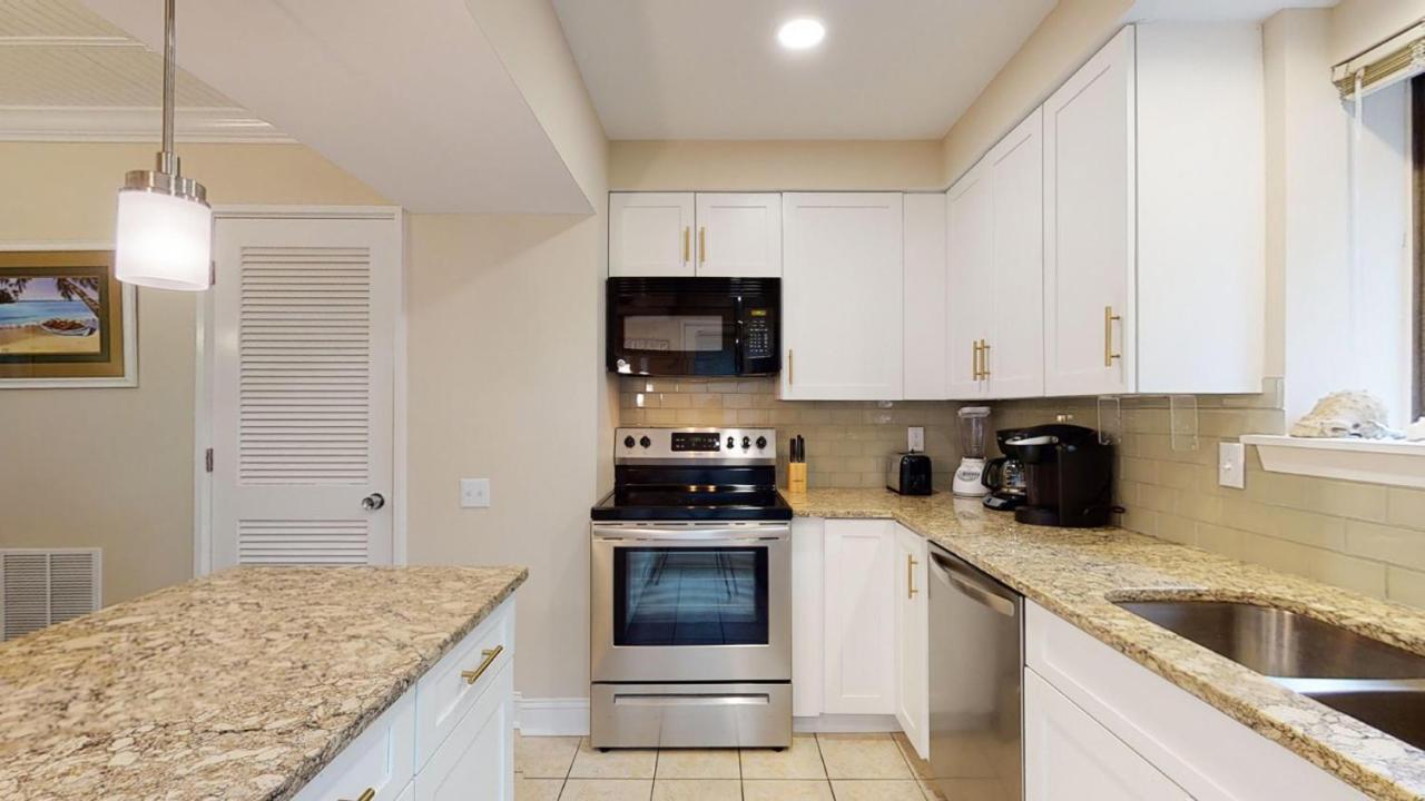  | 48 Water Oak