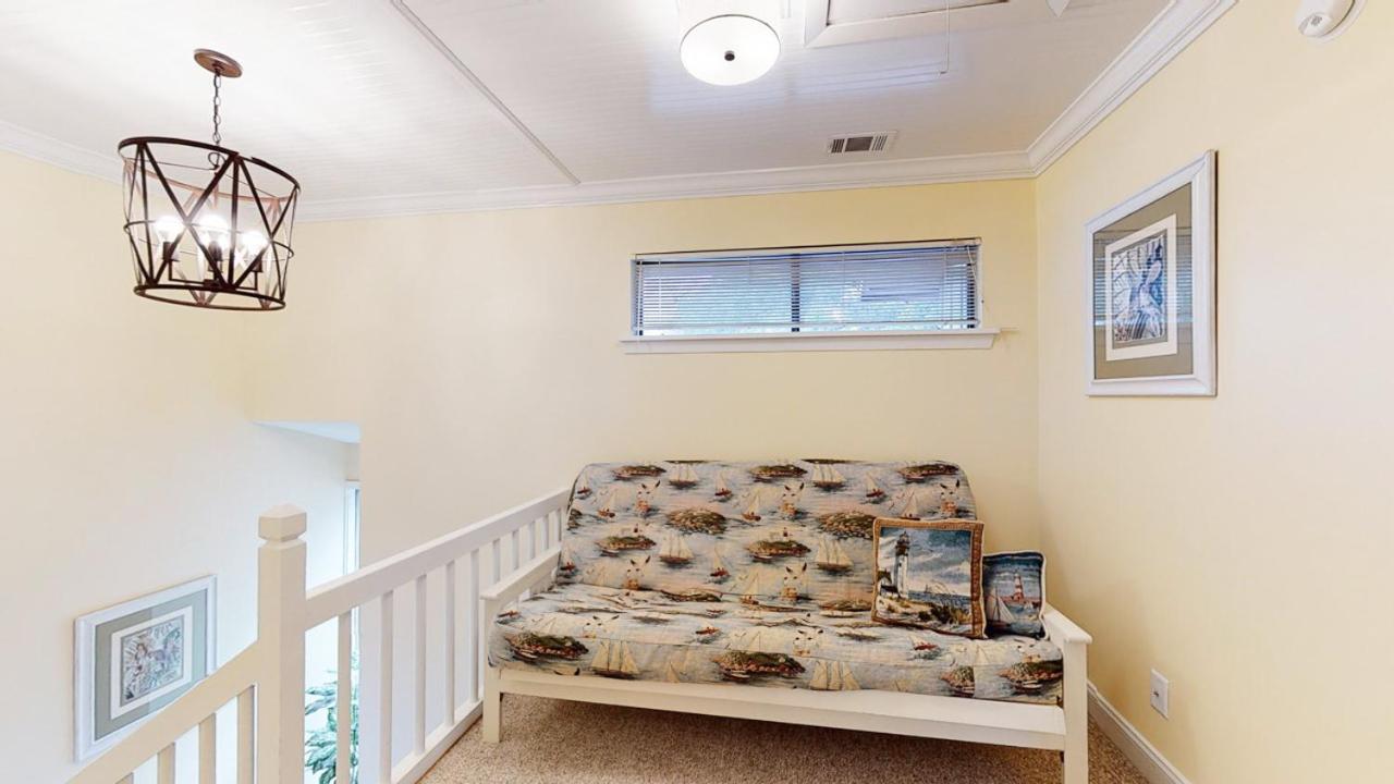 | 48 Water Oak