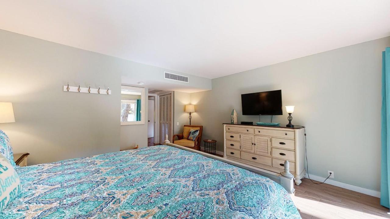| 34 Water Oak