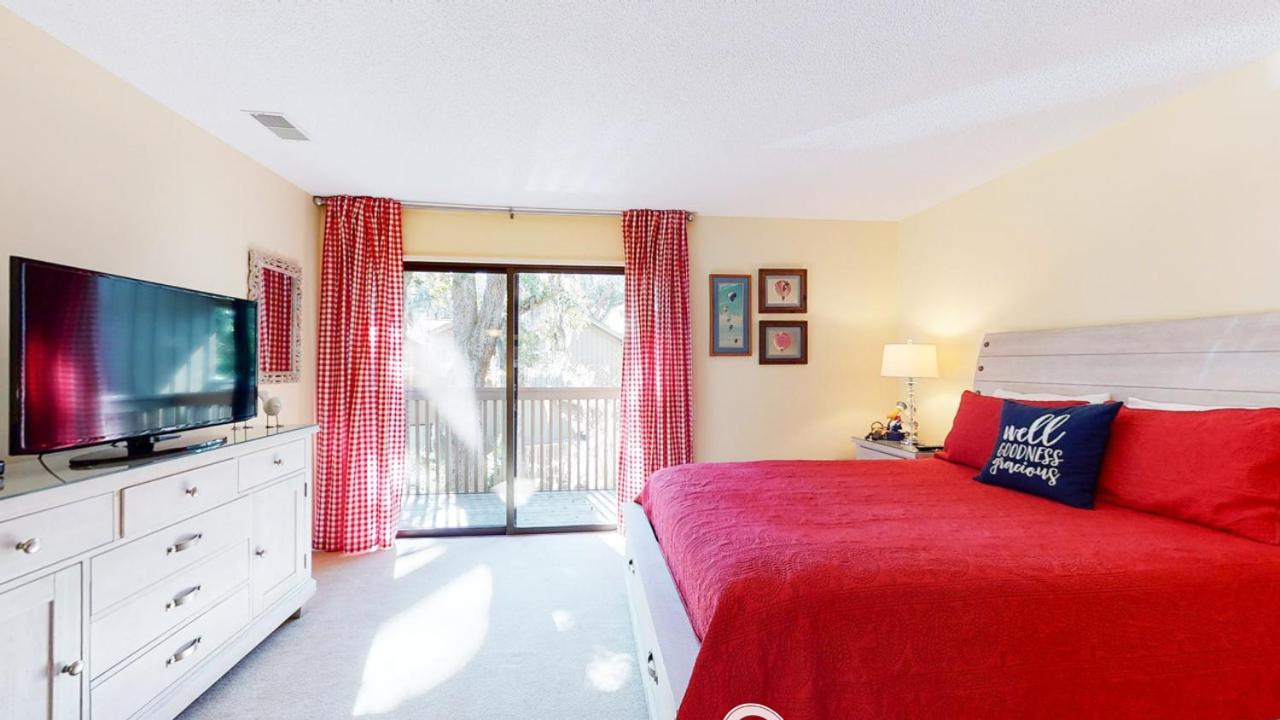 | 34 Water Oak