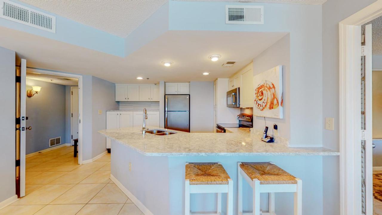 | 3125 Villamare