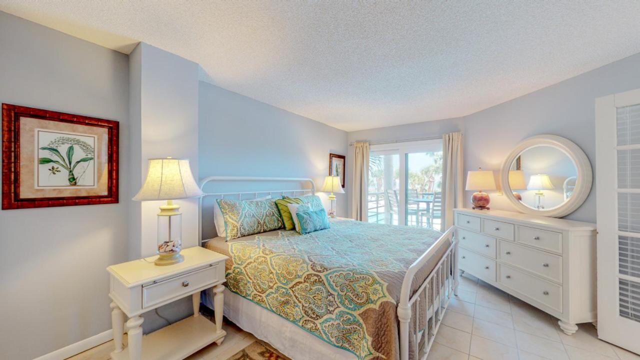 | 3125 Villamare