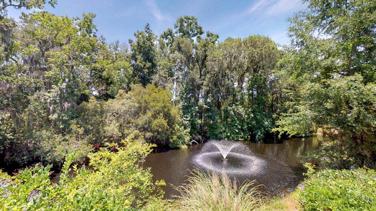 | 299 Turnberry Village