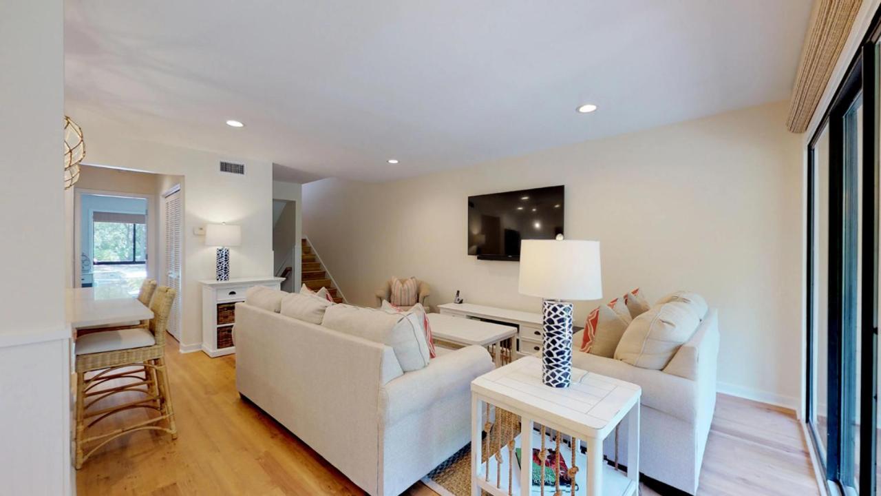 | 299 Turnberry Village
