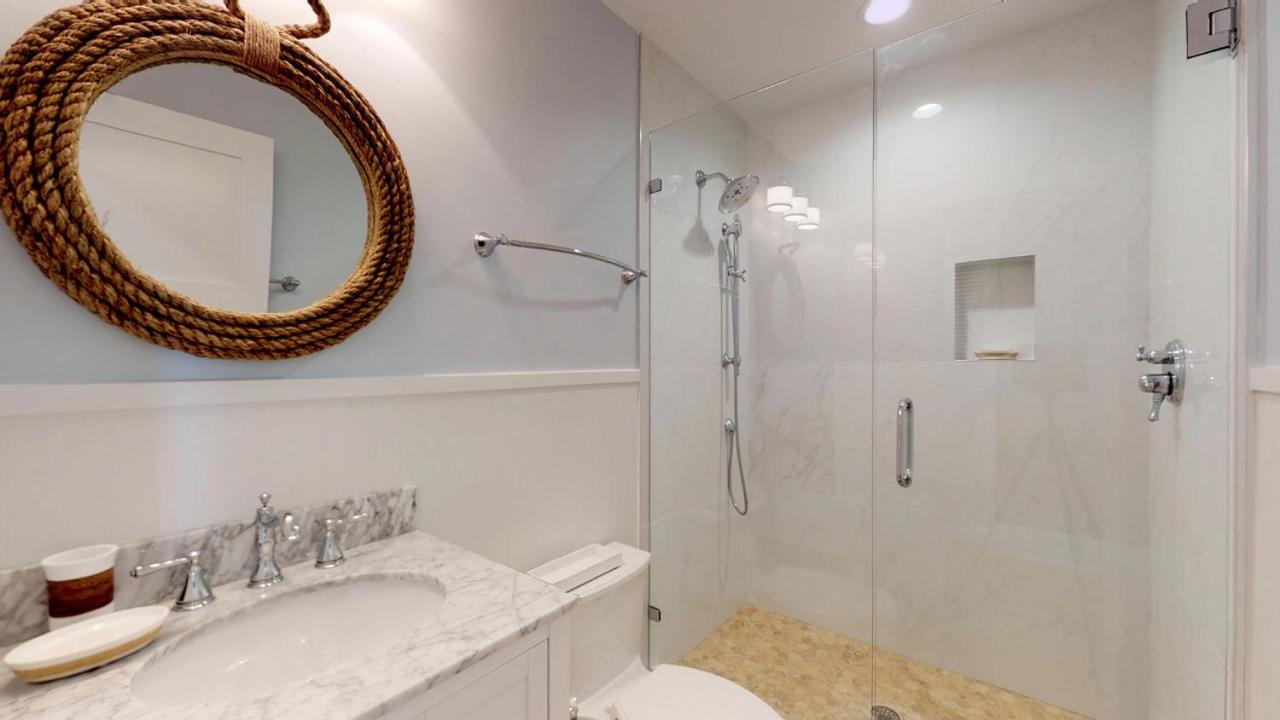 | 299 Turnberry Village