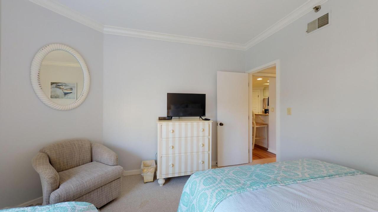 | 110 Barrington Court