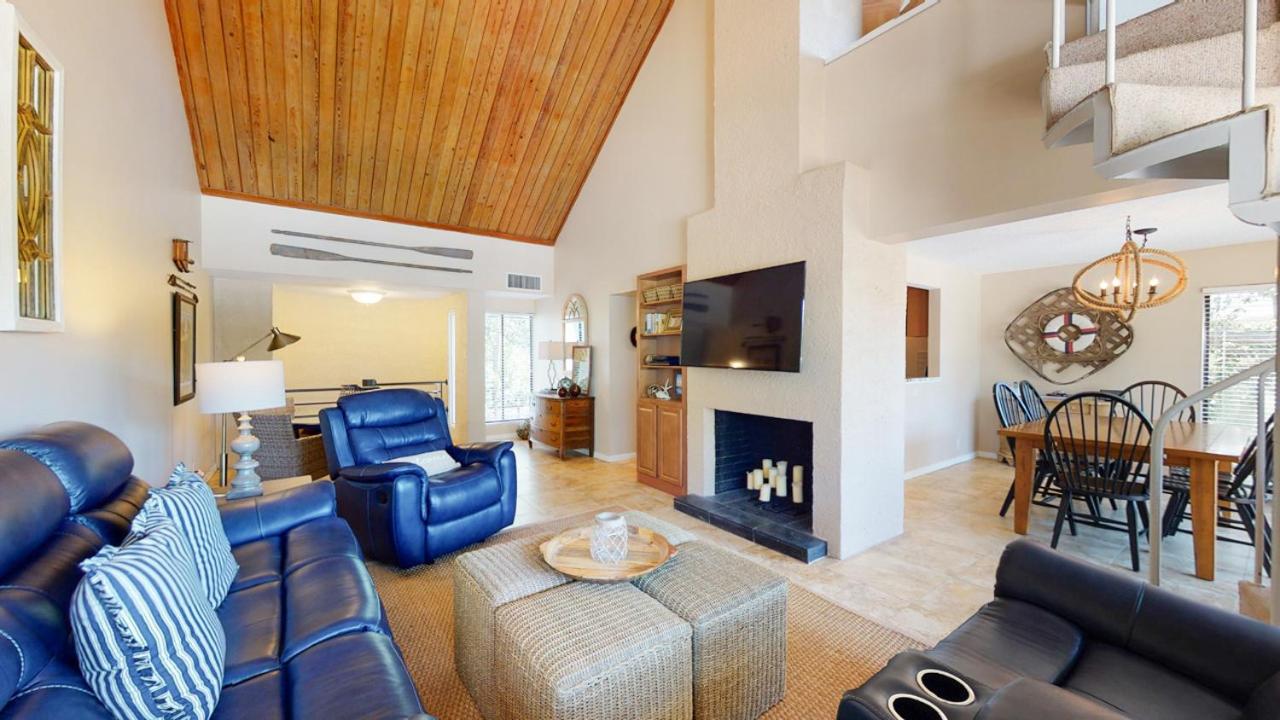  | 11 Beach Villa