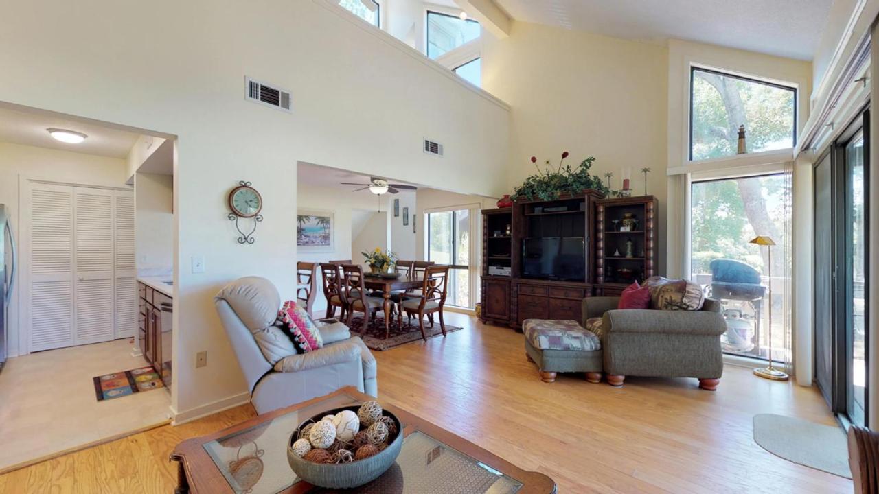 | 288 Turnberry Village