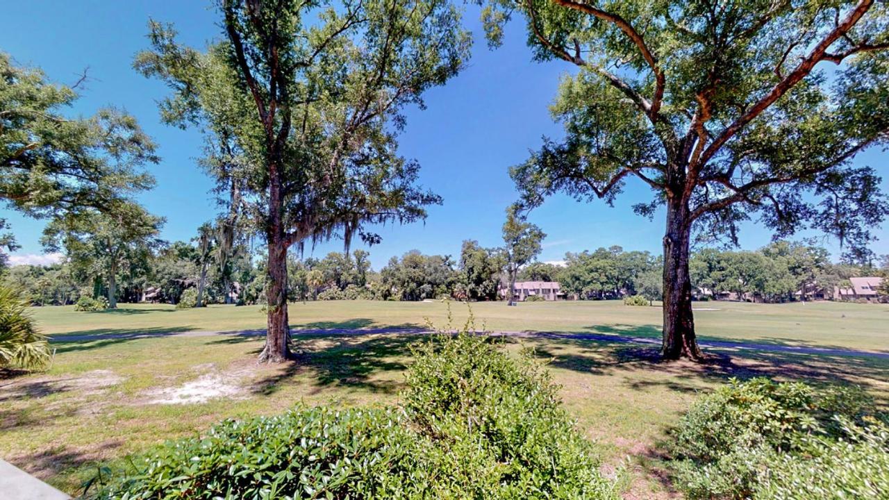  | 288 Turnberry Village
