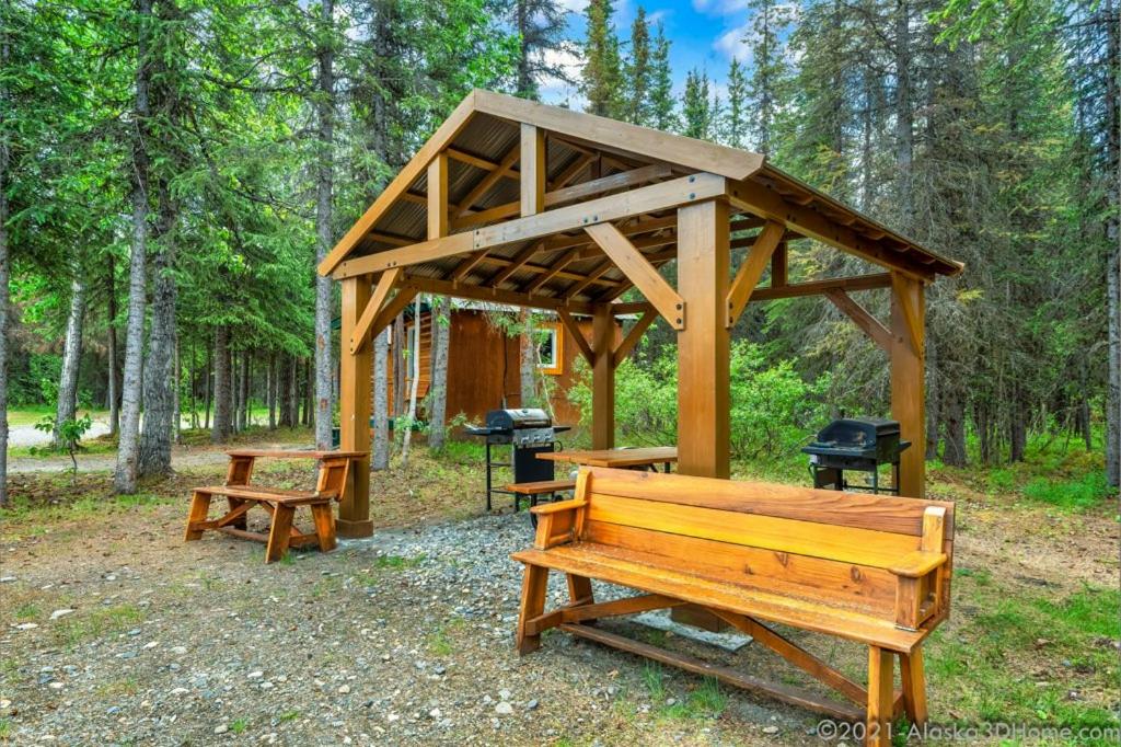  | Backwoods Lodge
