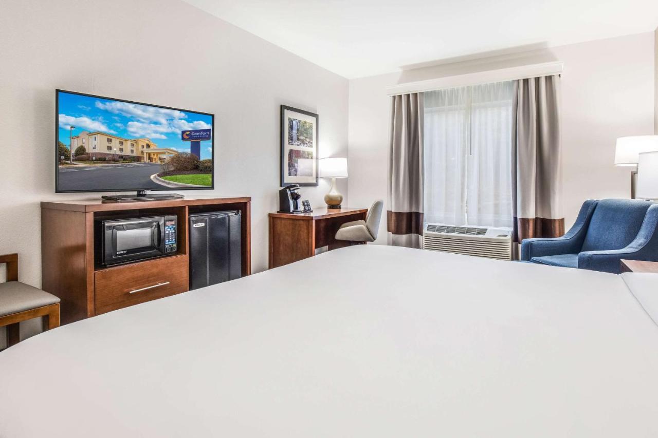 Standard King Room - Non Smoking at Comfort Inn & Suites Brevard North