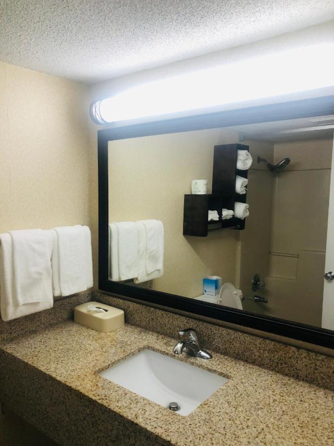 | Quail Inn and Suites - Myrtle Beach