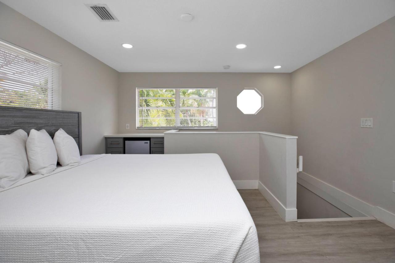 Duplex Suite at Amoray Dive Resort