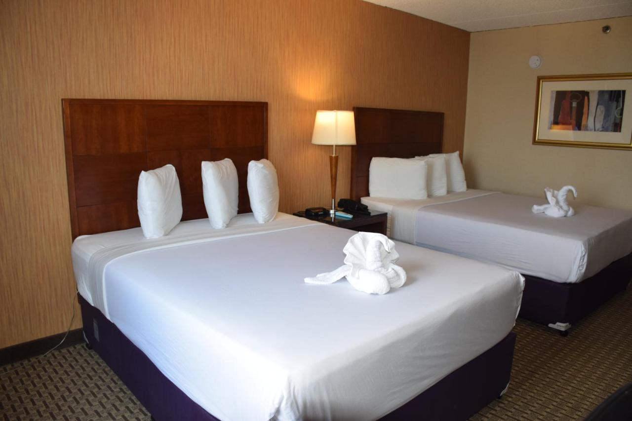 | E Hotel Banquet & Conference Center