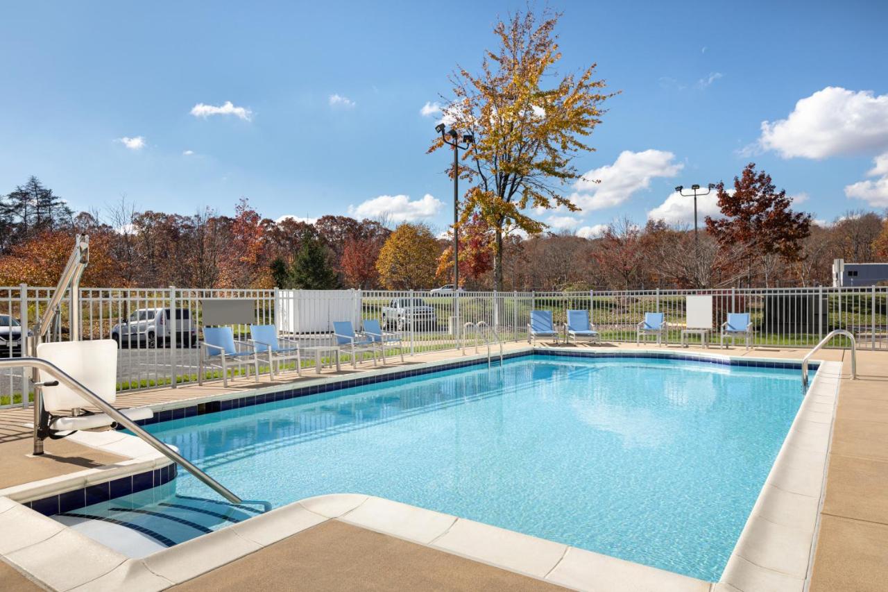 | Holiday Inn Express Dumfries-Quantico, an IHG Hotel