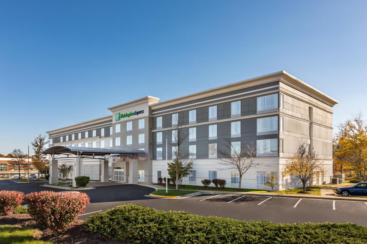 | Holiday Inn Express Dumfries-Quantico, an IHG Hotel