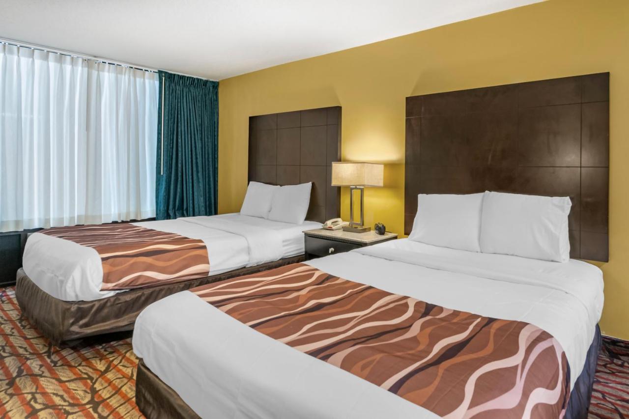  | Rodeway Inn Central Clearwater Beach