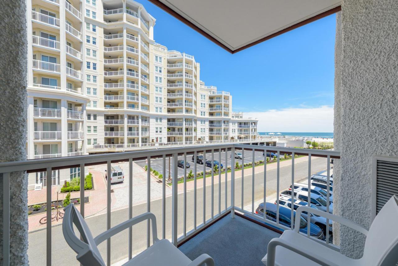 Standard Double Suite at ICONA Diamond Beach