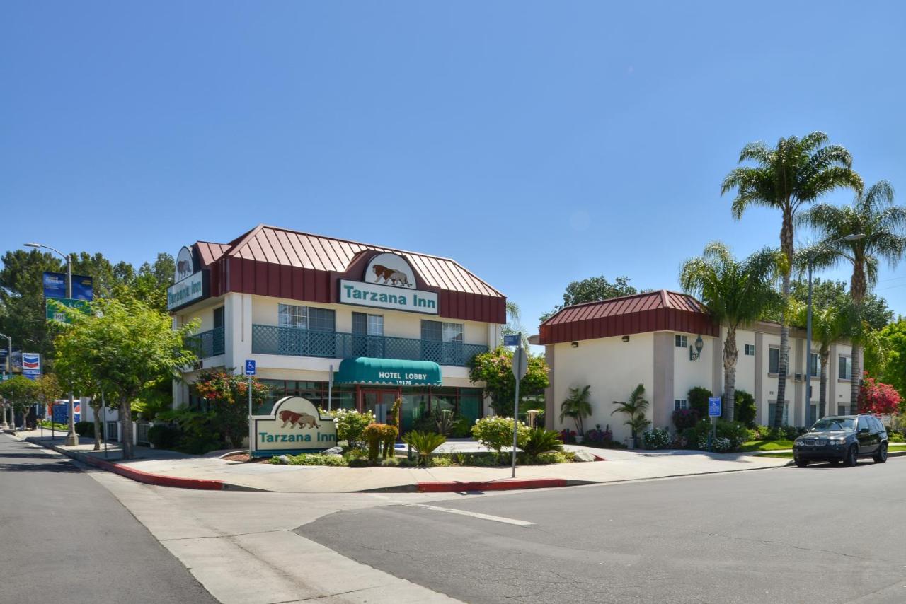 | Tarzana Inn