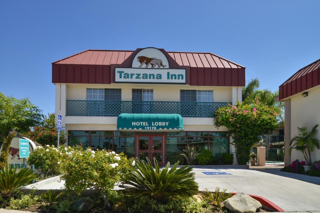 | Tarzana Inn