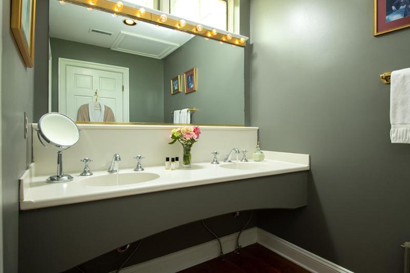 | Ashby Inn & Restaurant