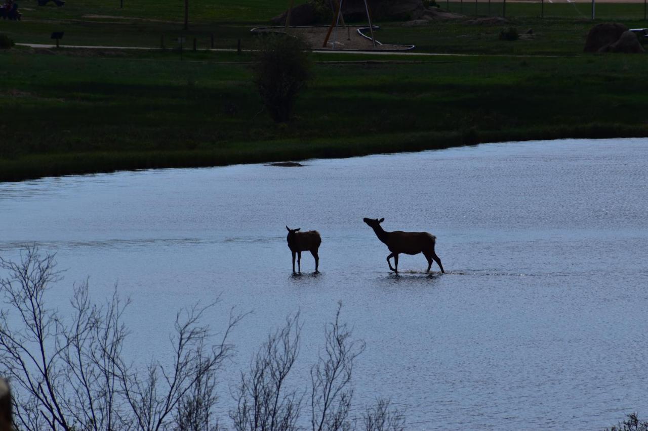 | Estes Lake Lodge