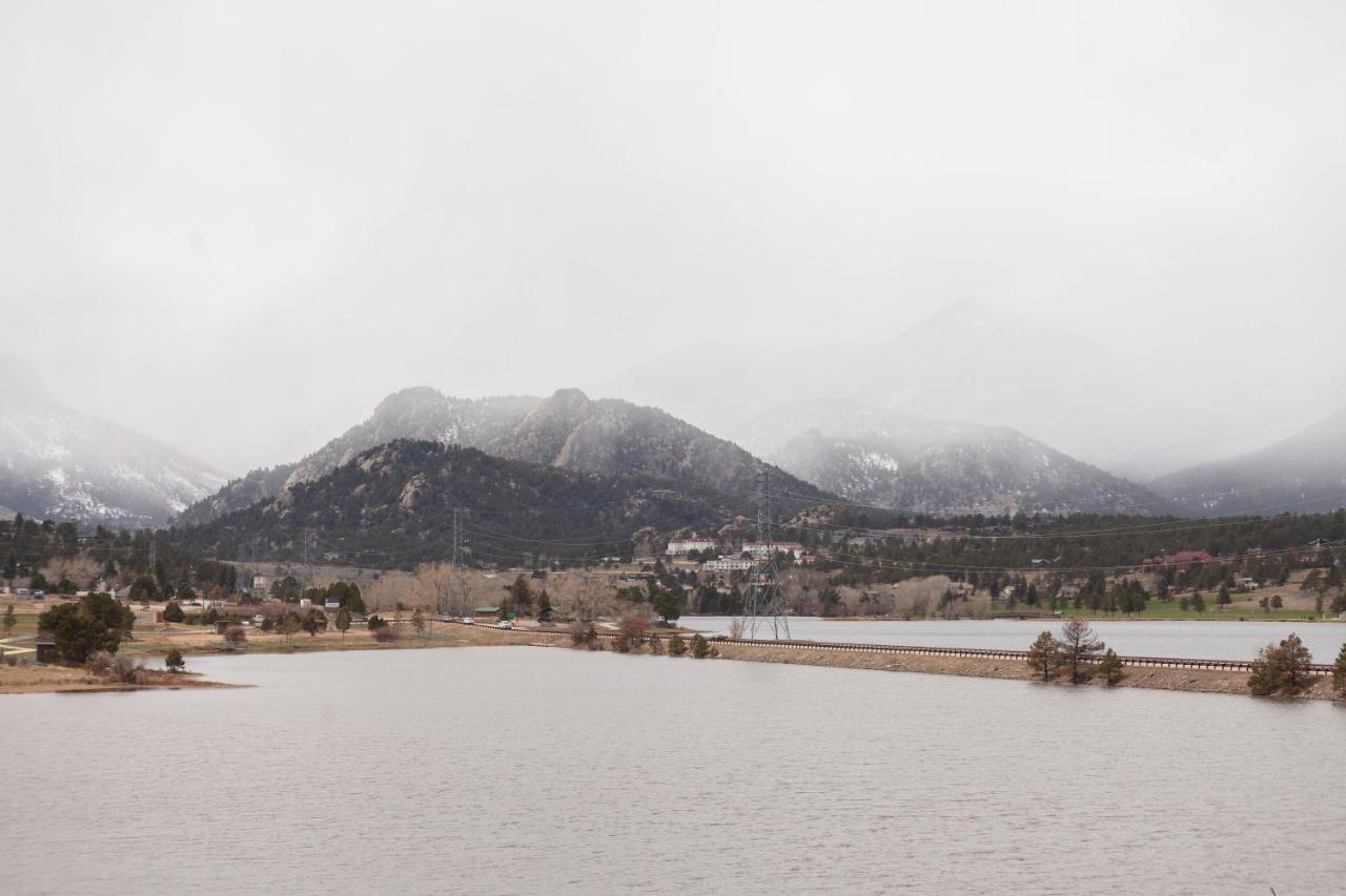 | Estes Lake Lodge