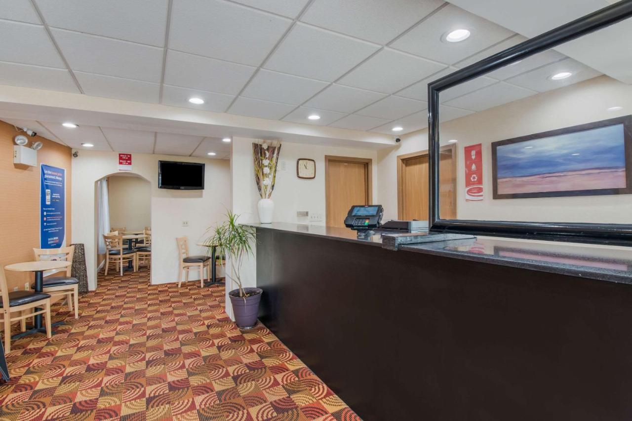  | Econo Lodge Mechanicsburg