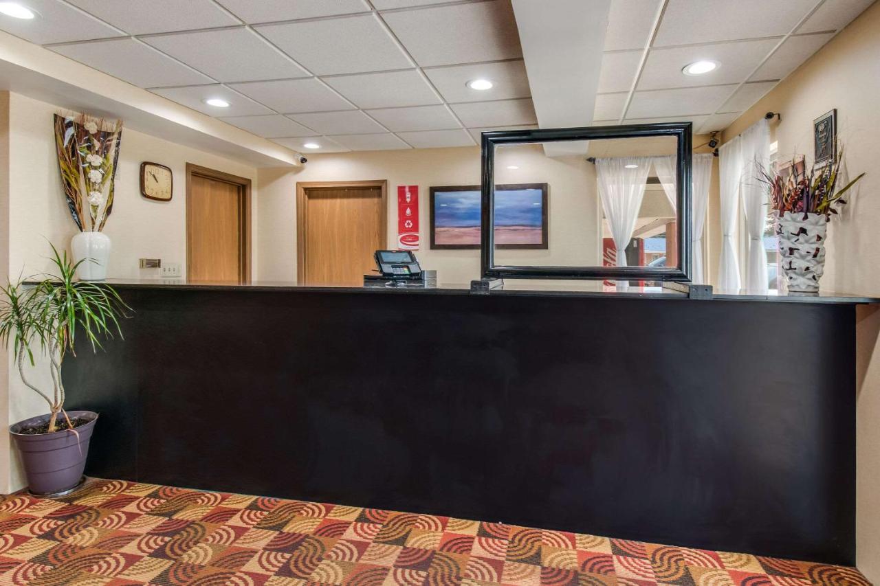  | Econo Lodge Mechanicsburg