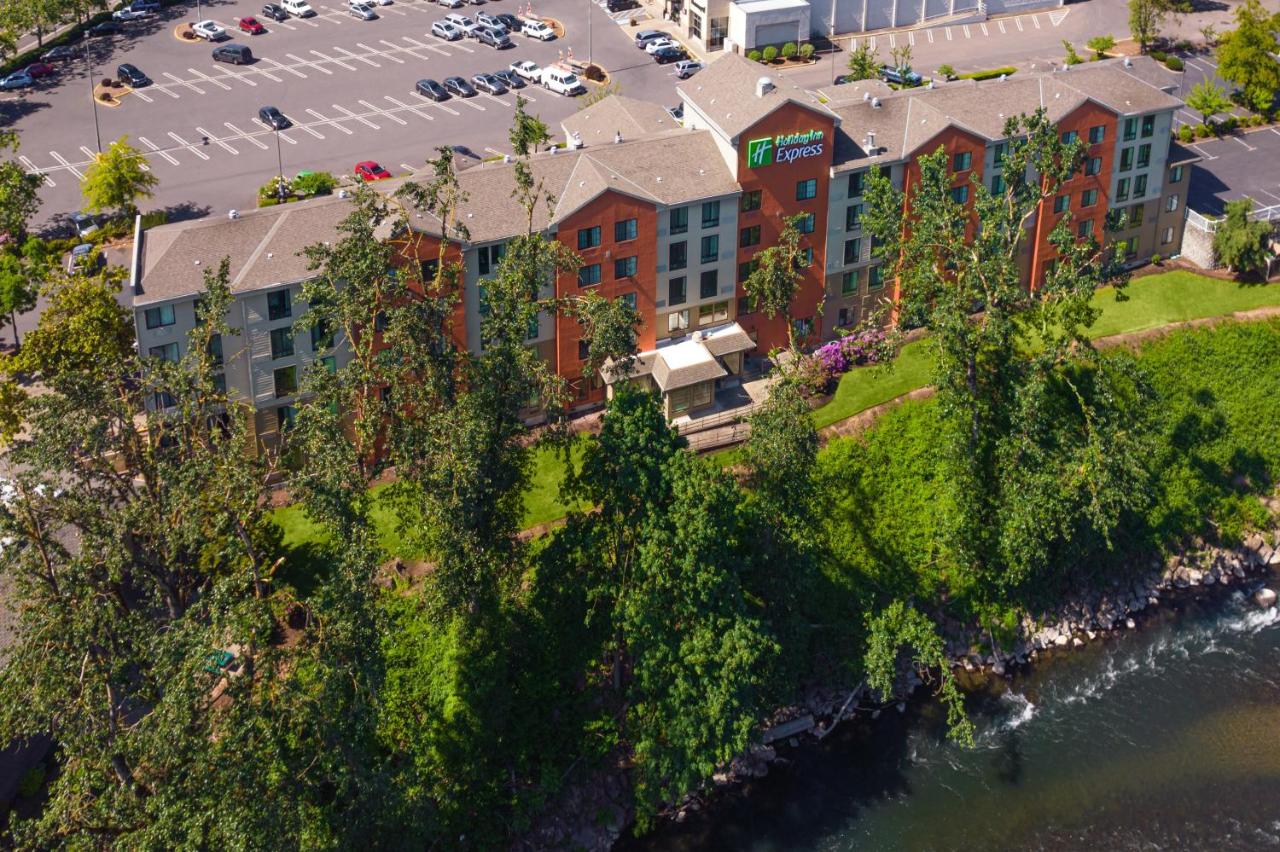 | Holiday Inn Express Portland SE - Clackamas Area, an IHG Hotel