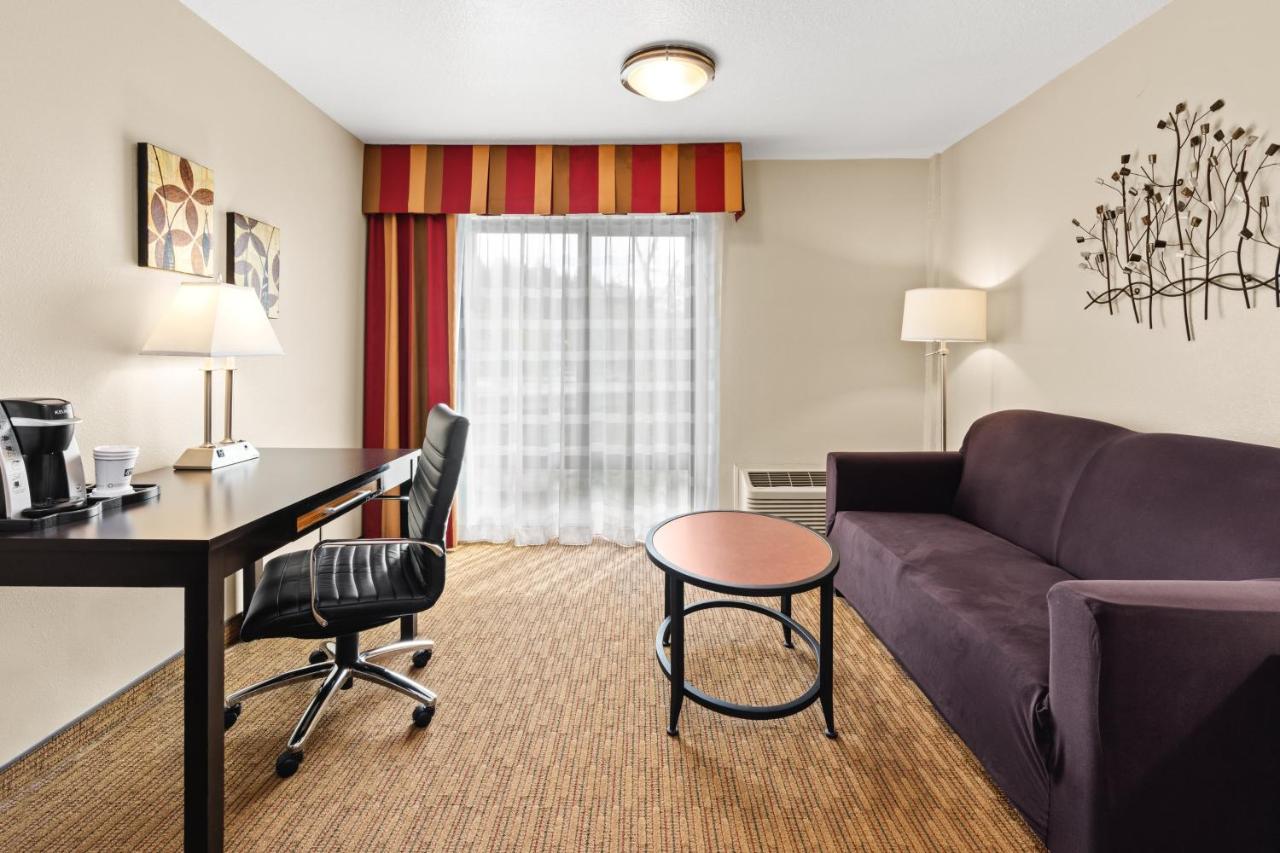 | Holiday Inn Express Portland SE - Clackamas Area, an IHG Hotel